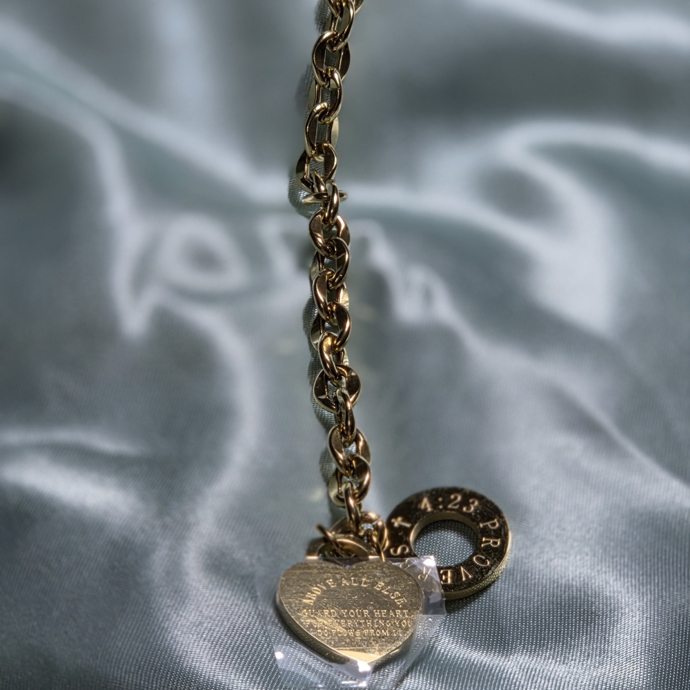 Gold Heart Charm Bracelet